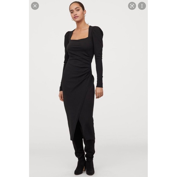 H&M Dresses & Skirts - H&M Black Square Neck Dress